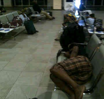 Air Nigeria mistreats passengers, leaves them sleeping on metal chairs overnight